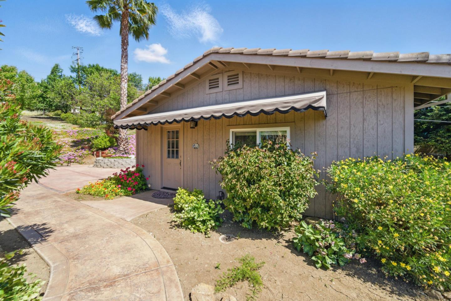 Detail Gallery Image 74 of 111 For 2302 E Valley Ct, San Jose,  CA 95148 - 4 Beds | 3/1 Baths