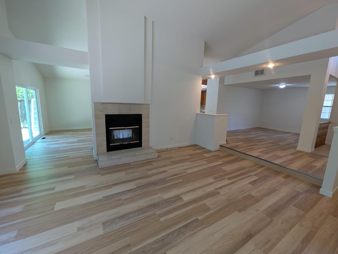 Detail Gallery Image 35 of 44 For 108 Tuxedo Ct, Petaluma,  CA 94954 - 3 Beds | 2 Baths