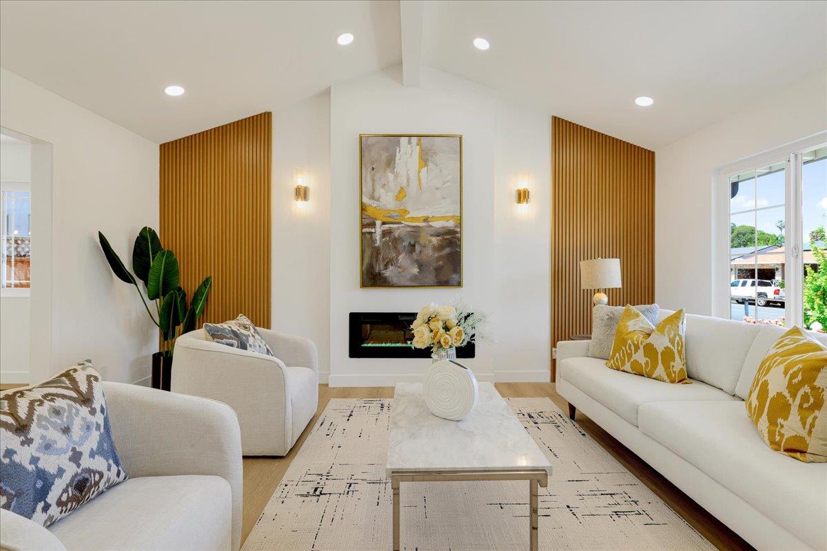 Detail Gallery Image 3 of 73 For 104 Cherry Blossom Dr, San Jose,  CA 95123 - 4 Beds | 2 Baths