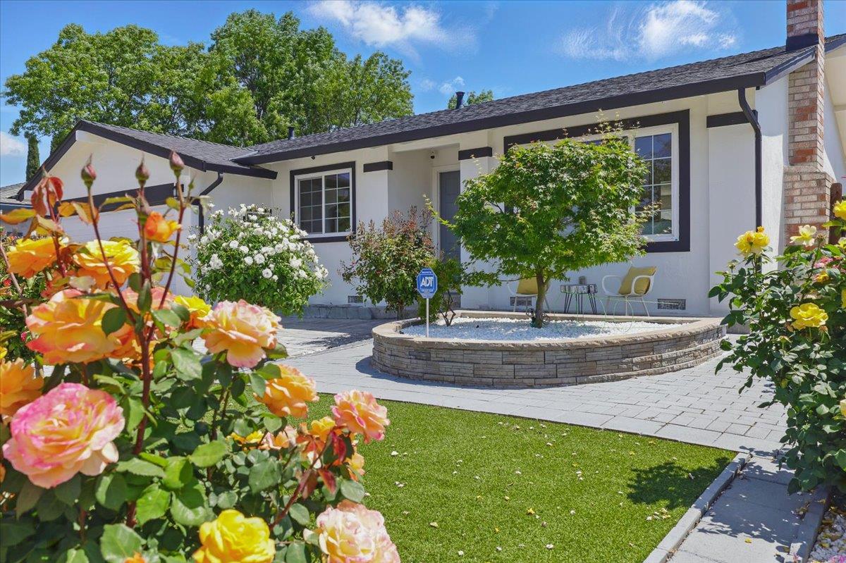 Detail Gallery Image 55 of 73 For 104 Cherry Blossom Dr, San Jose,  CA 95123 - 4 Beds | 2 Baths