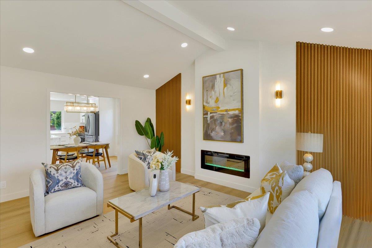 Detail Gallery Image 9 of 73 For 104 Cherry Blossom Dr, San Jose,  CA 95123 - 4 Beds | 2 Baths