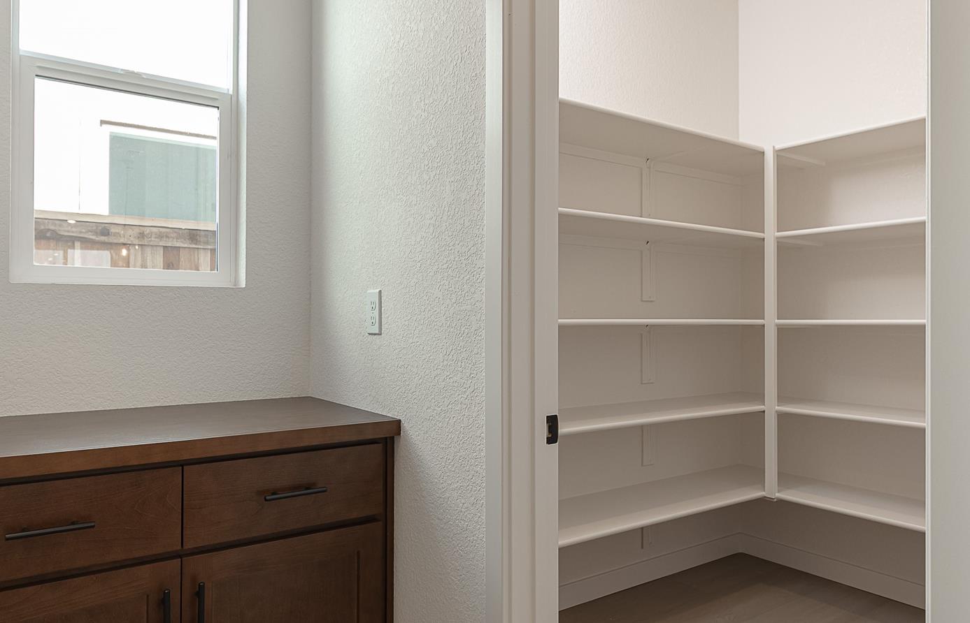 Detail Gallery Image 13 of 22 For 3049 Benetti St, Lathrop,  CA 95330 - 4 Beds | 3/2 Baths
