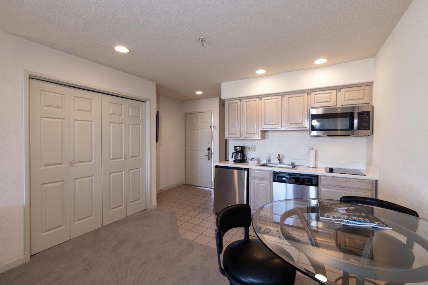 Detail Gallery Image 15 of 32 For 302 Seascape Resort Dr, Aptos,  CA 95003 - 1 Beds | 1 Baths