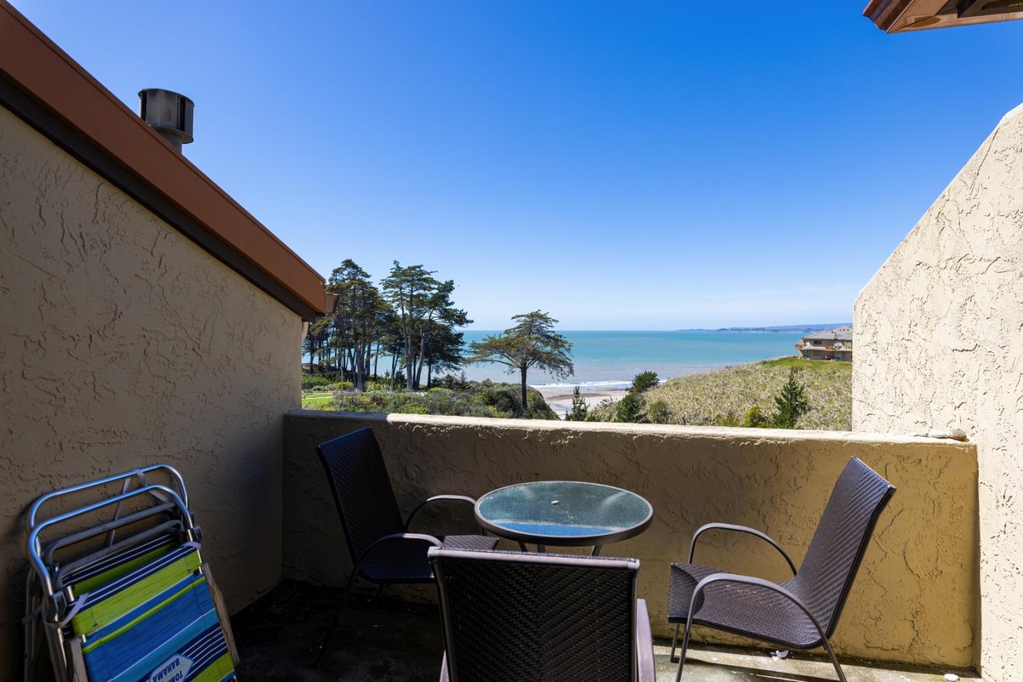 Detail Gallery Image 16 of 32 For 302 Seascape Resort Dr, Aptos,  CA 95003 - 1 Beds | 1 Baths