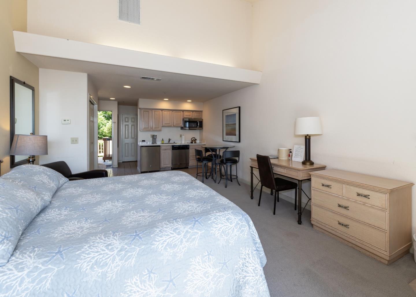 Detail Gallery Image 18 of 32 For 302 Seascape Resort Dr, Aptos,  CA 95003 - 1 Beds | 1 Baths