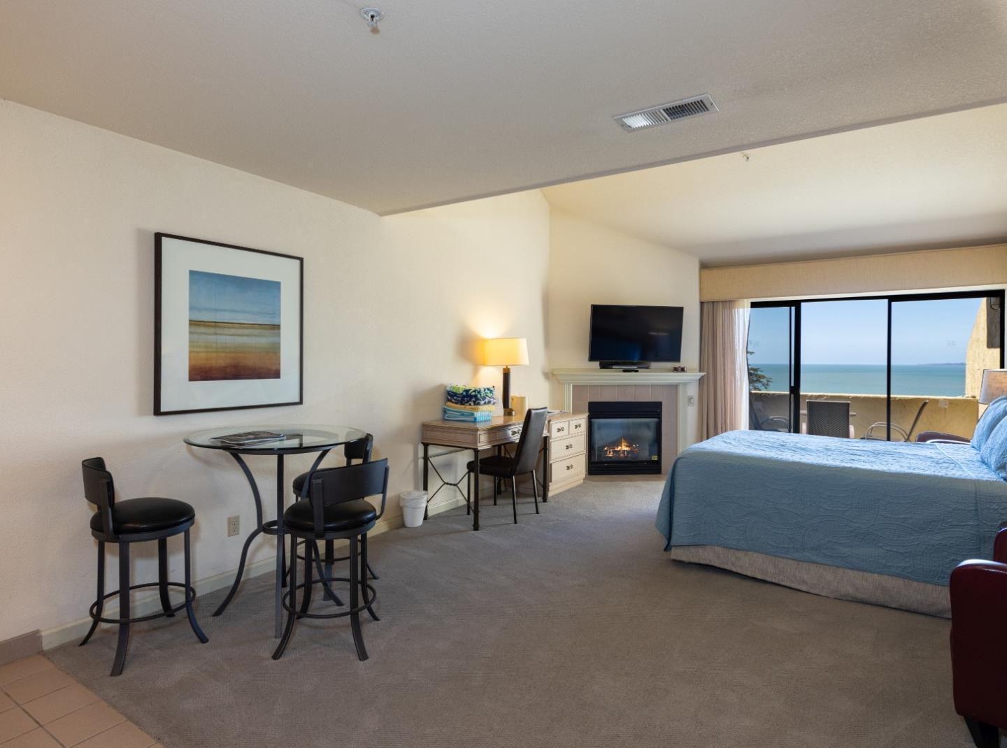Detail Gallery Image 7 of 32 For 302 Seascape Resort Dr, Aptos,  CA 95003 - 1 Beds | 1 Baths