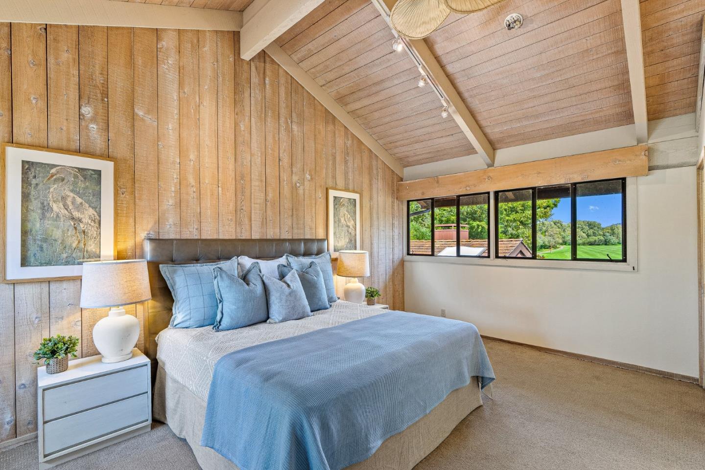 Detail Gallery Image 17 of 39 For 7026 Valley Greens Cir #2,  Carmel,  CA 93923 - 3 Beds | 3 Baths