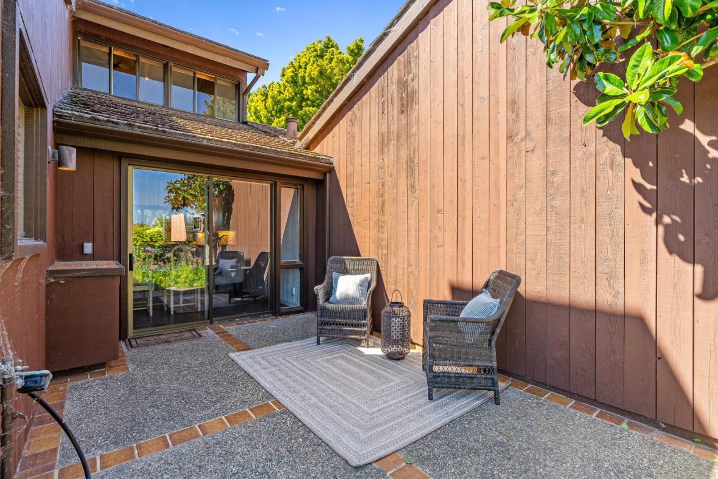 Detail Gallery Image 27 of 39 For 7026 Valley Greens Cir #2,  Carmel,  CA 93923 - 3 Beds | 3 Baths