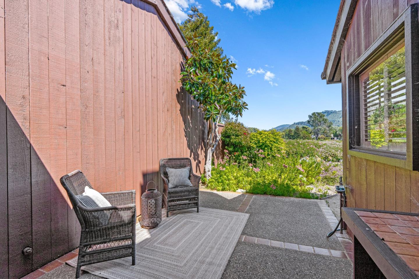 Detail Gallery Image 28 of 39 For 7026 Valley Greens Cir #2,  Carmel,  CA 93923 - 3 Beds | 3 Baths