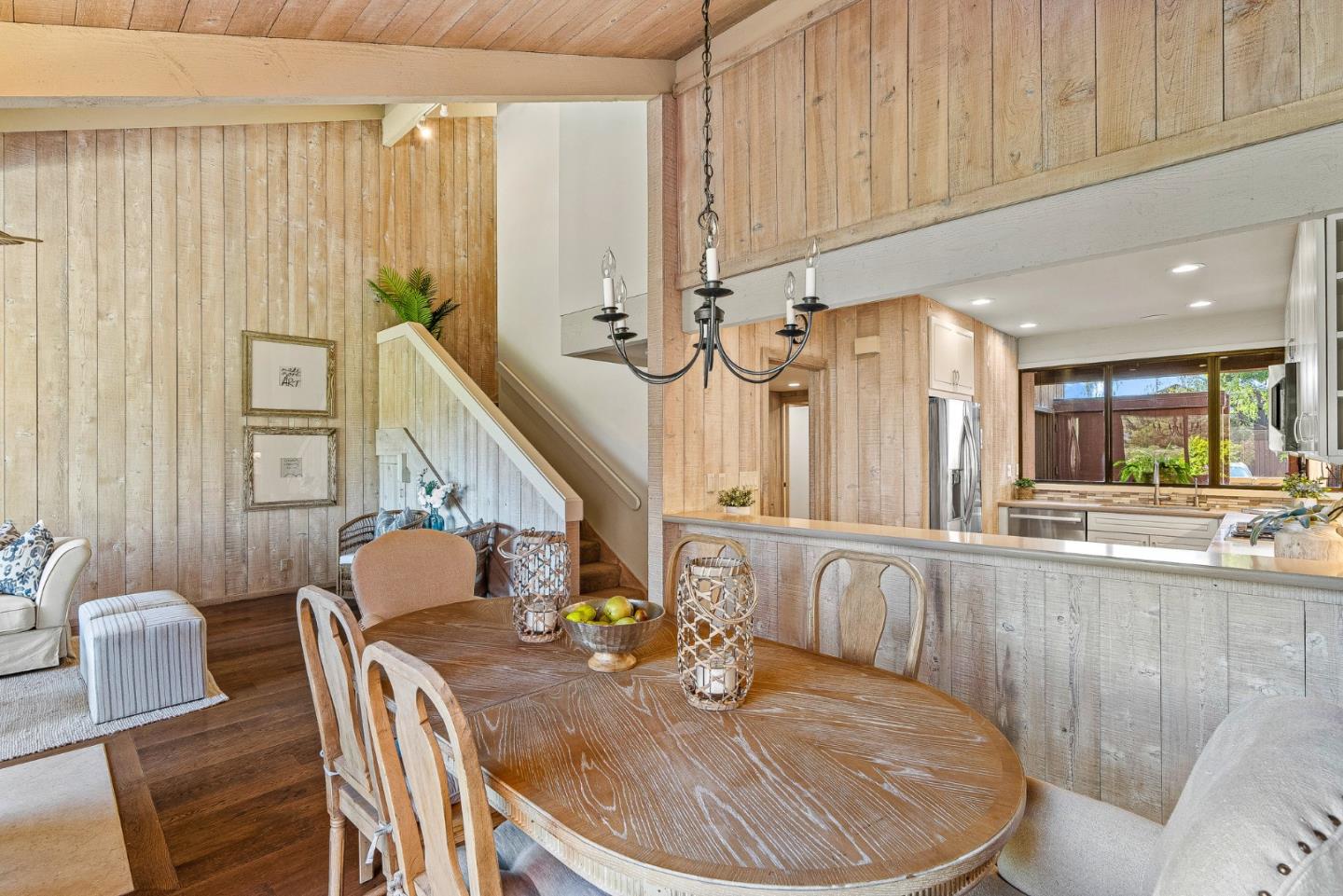 Detail Gallery Image 6 of 39 For 7026 Valley Greens Cir #2,  Carmel,  CA 93923 - 3 Beds | 3 Baths