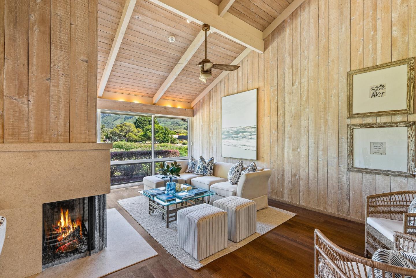 Detail Gallery Image 7 of 39 For 7026 Valley Greens Cir #2,  Carmel,  CA 93923 - 3 Beds | 3 Baths