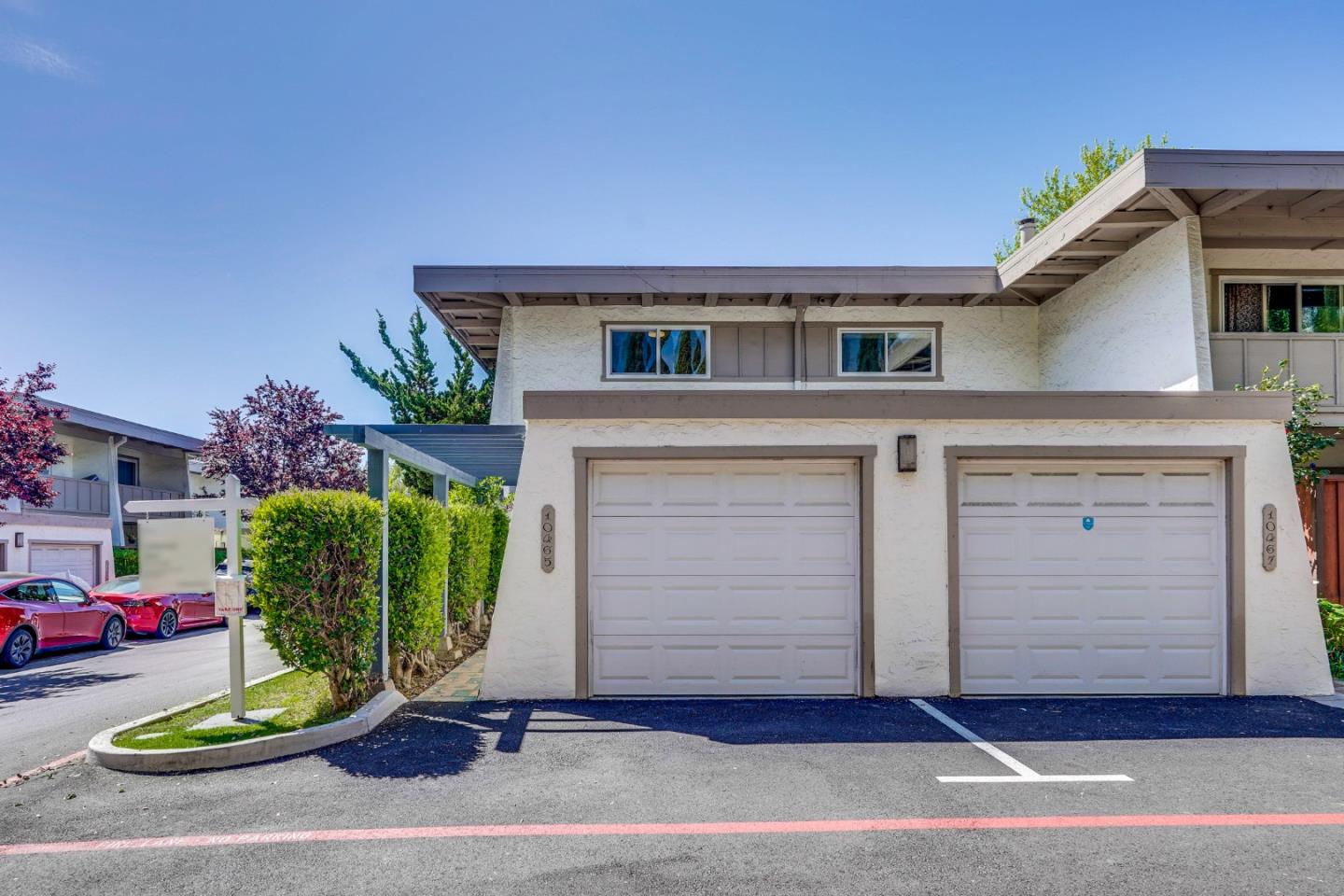 Detail Gallery Image 2 of 70 For 10465 Mary Ave, Cupertino,  CA 95014 - 2 Beds | 1/1 Baths