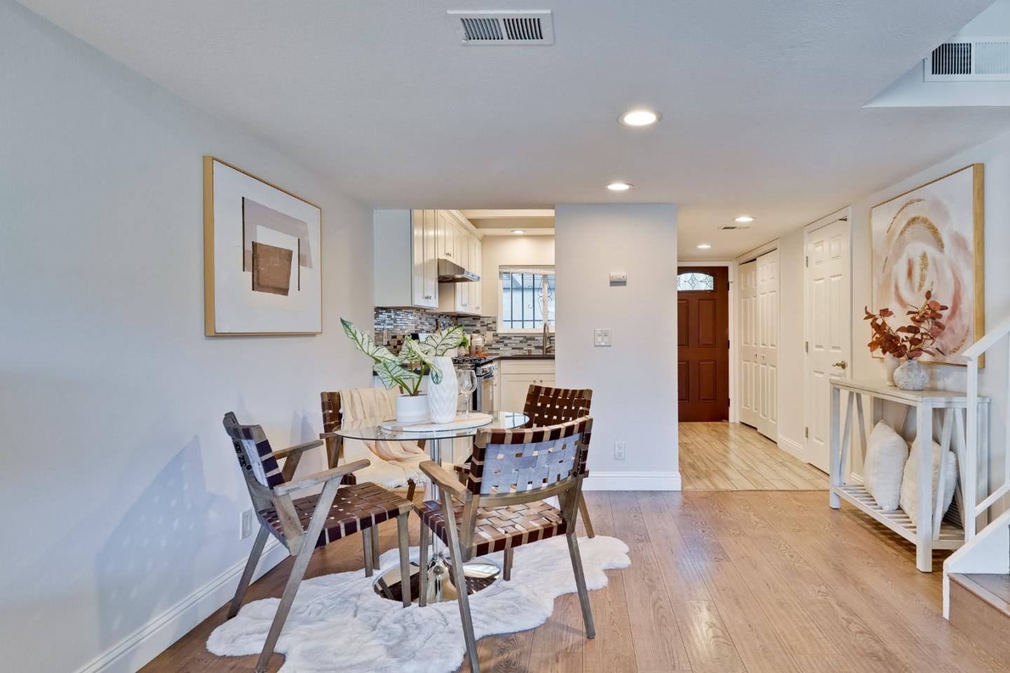 Detail Gallery Image 31 of 70 For 10465 Mary Ave, Cupertino,  CA 95014 - 2 Beds | 1/1 Baths