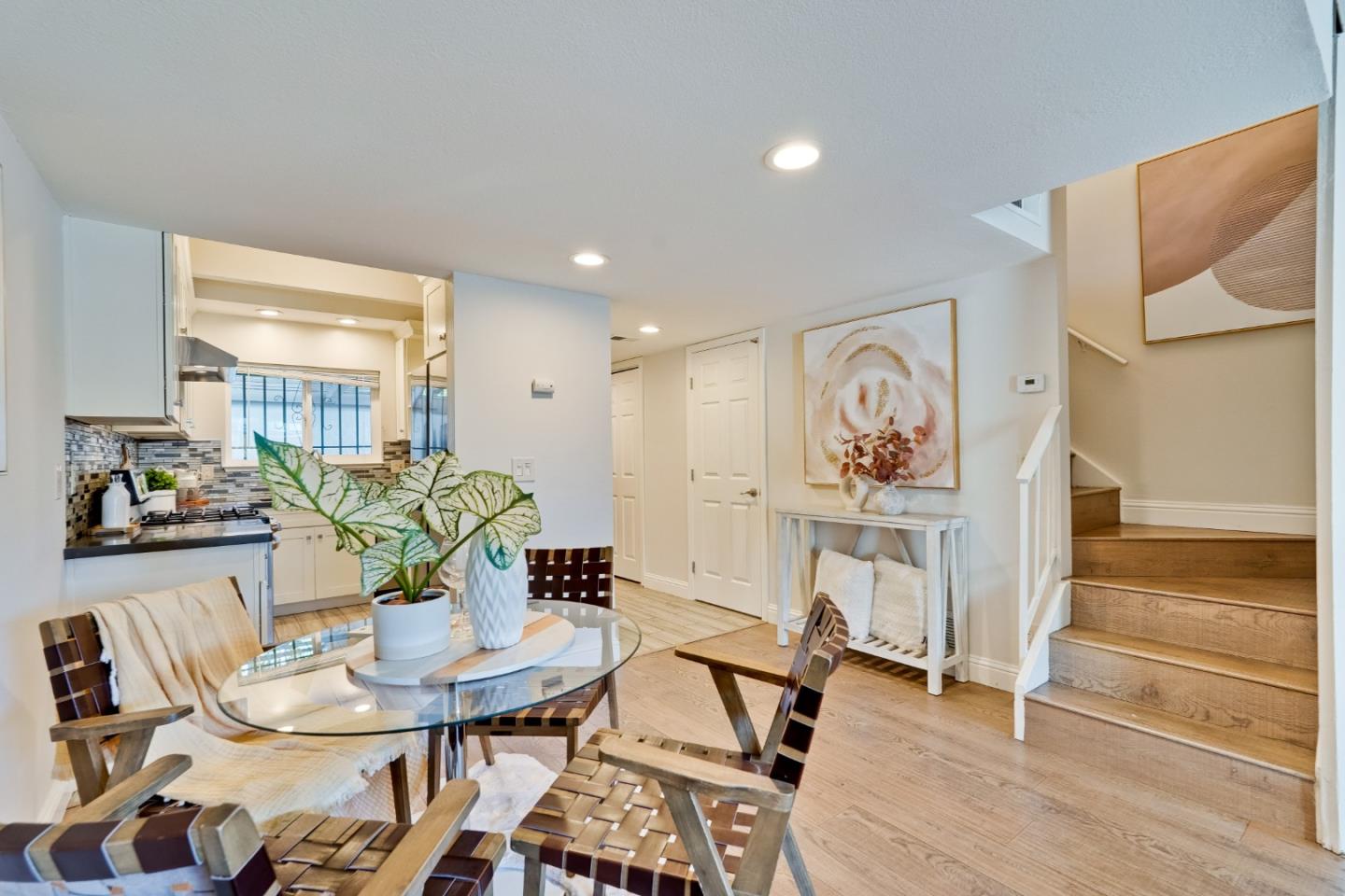 Detail Gallery Image 32 of 70 For 10465 Mary Ave, Cupertino,  CA 95014 - 2 Beds | 1/1 Baths