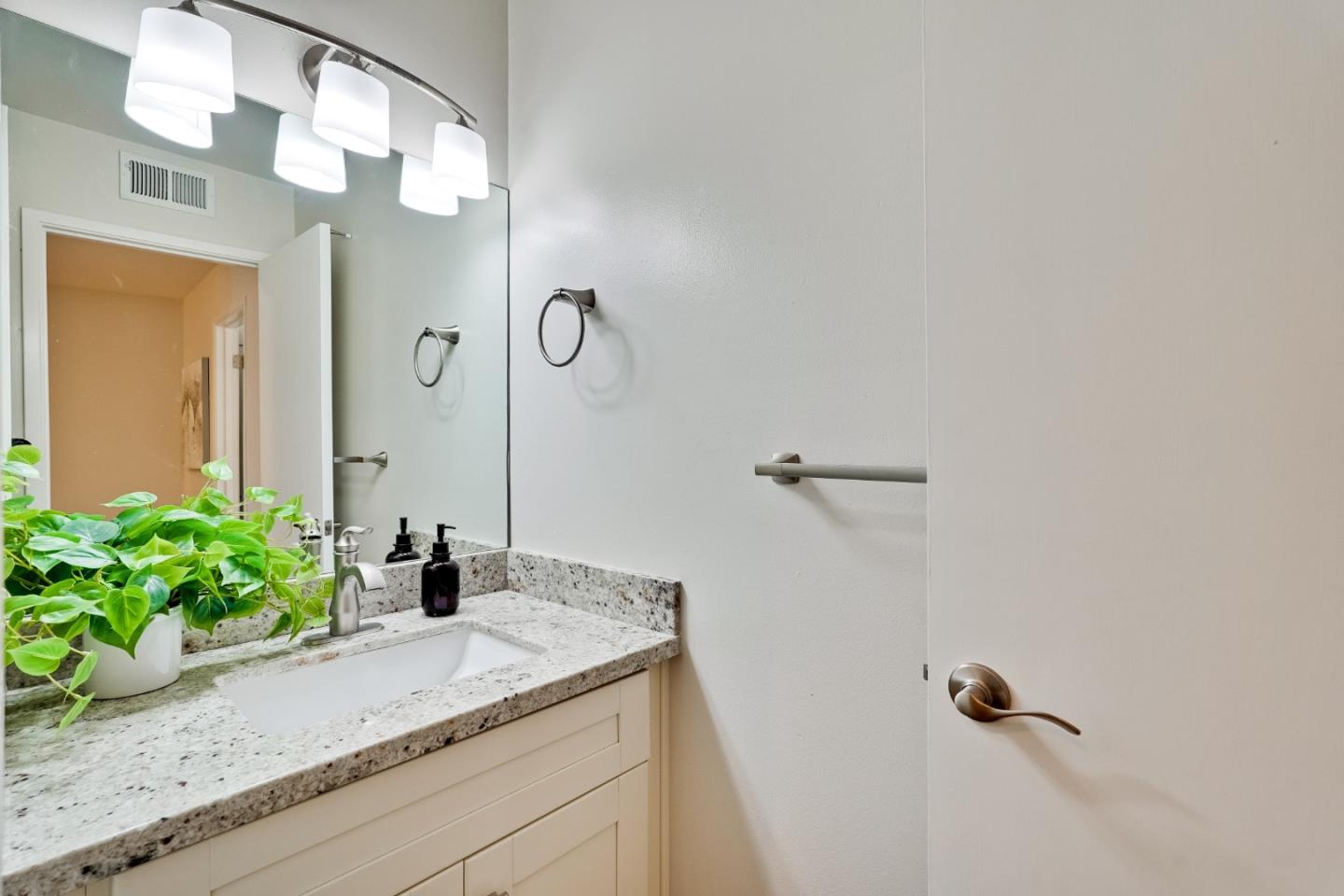 Detail Gallery Image 44 of 70 For 10465 Mary Ave, Cupertino,  CA 95014 - 2 Beds | 1/1 Baths