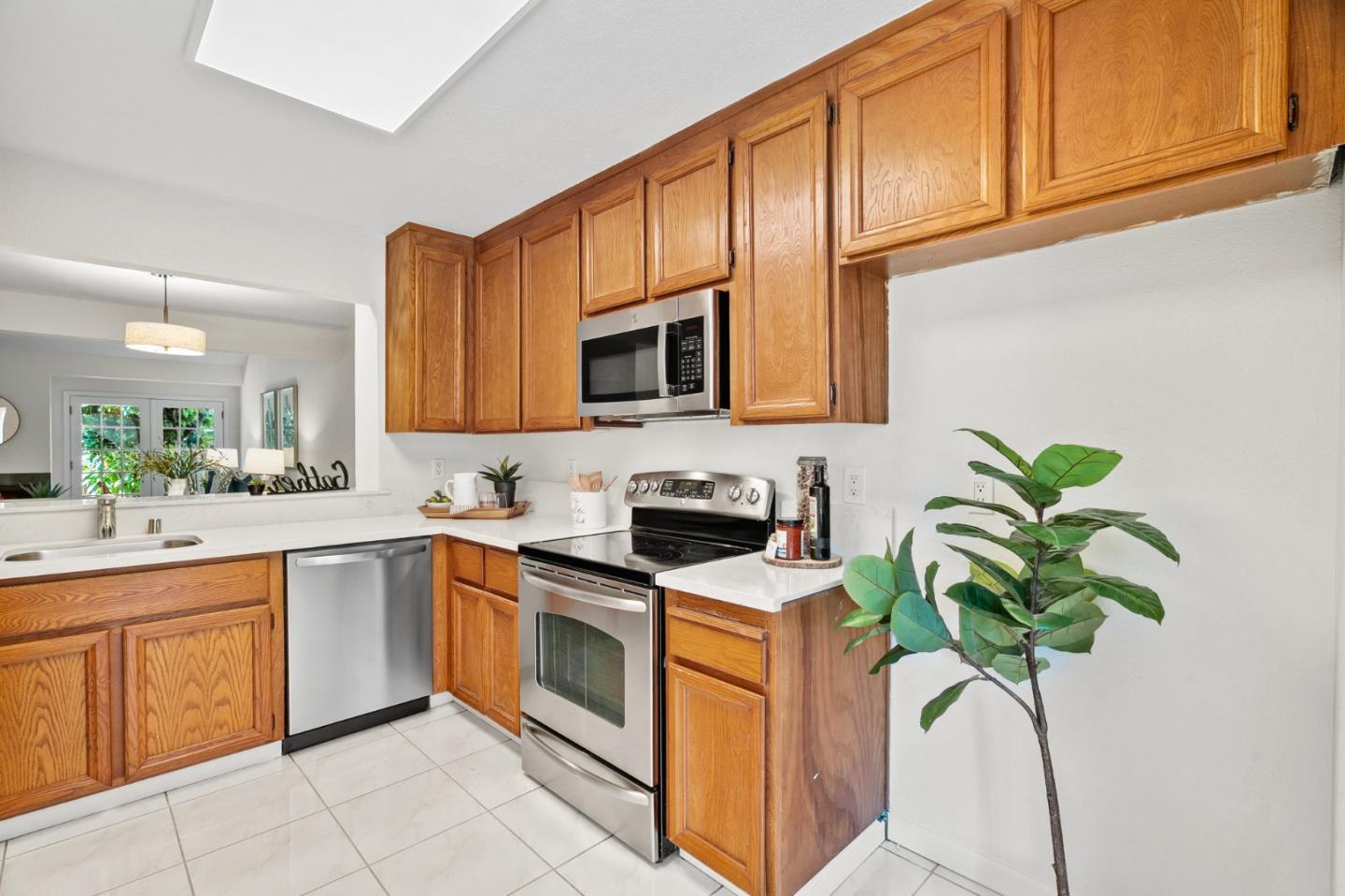 Detail Gallery Image 14 of 51 For 1093 Prevost Ct, San Jose,  CA 95125 - 2 Beds | 2 Baths