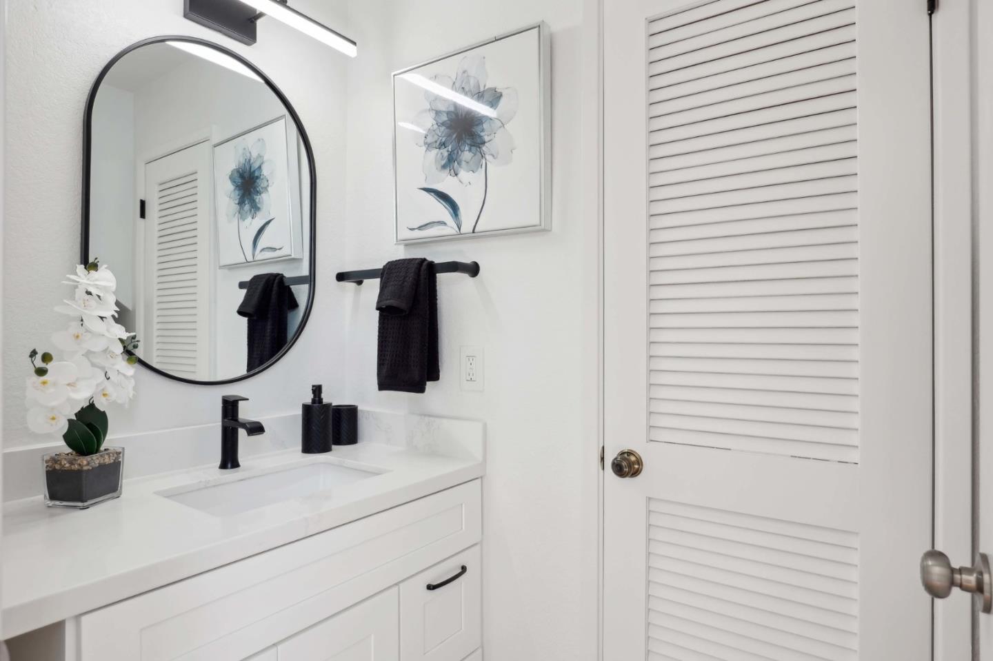 Detail Gallery Image 16 of 45 For 264 W California Ave a,  Sunnyvale,  CA 94086 - 3 Beds | 2/1 Baths