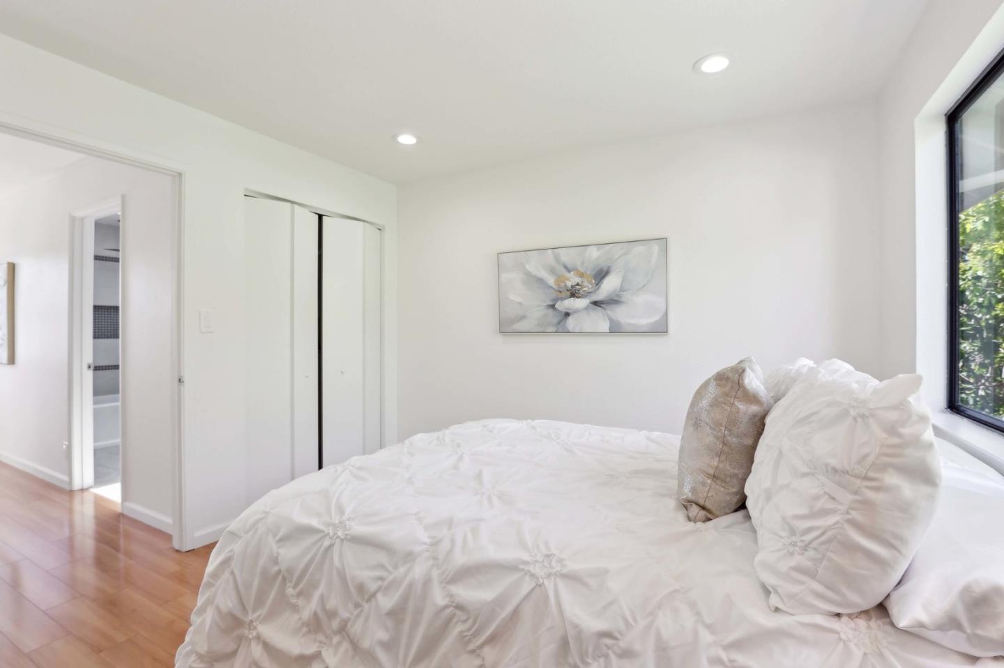 Detail Gallery Image 22 of 45 For 264 W California Ave a,  Sunnyvale,  CA 94086 - 3 Beds | 2/1 Baths