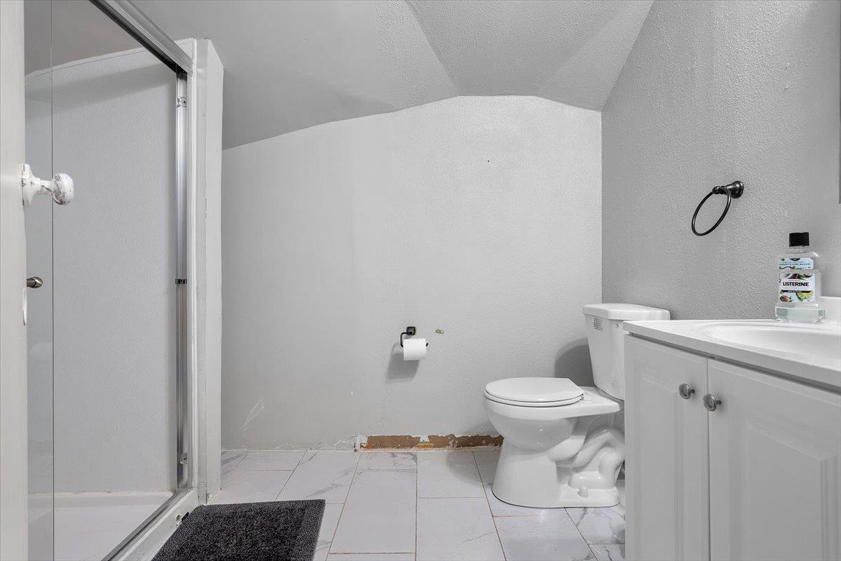 Detail Gallery Image 10 of 76 For 22325 Meekland Ave, Hayward,  CA 94541 - – Beds | – Baths