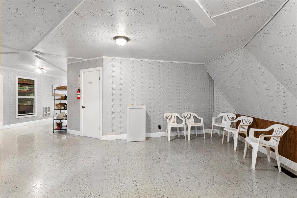 Detail Gallery Image 20 of 76 For 22325 Meekland Ave, Hayward,  CA 94541 - – Beds | – Baths