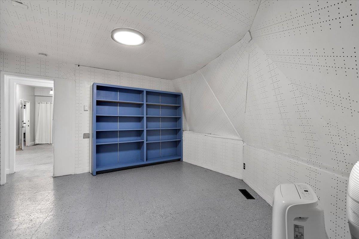 Detail Gallery Image 38 of 76 For 22325 Meekland Ave, Hayward,  CA 94541 - – Beds | – Baths