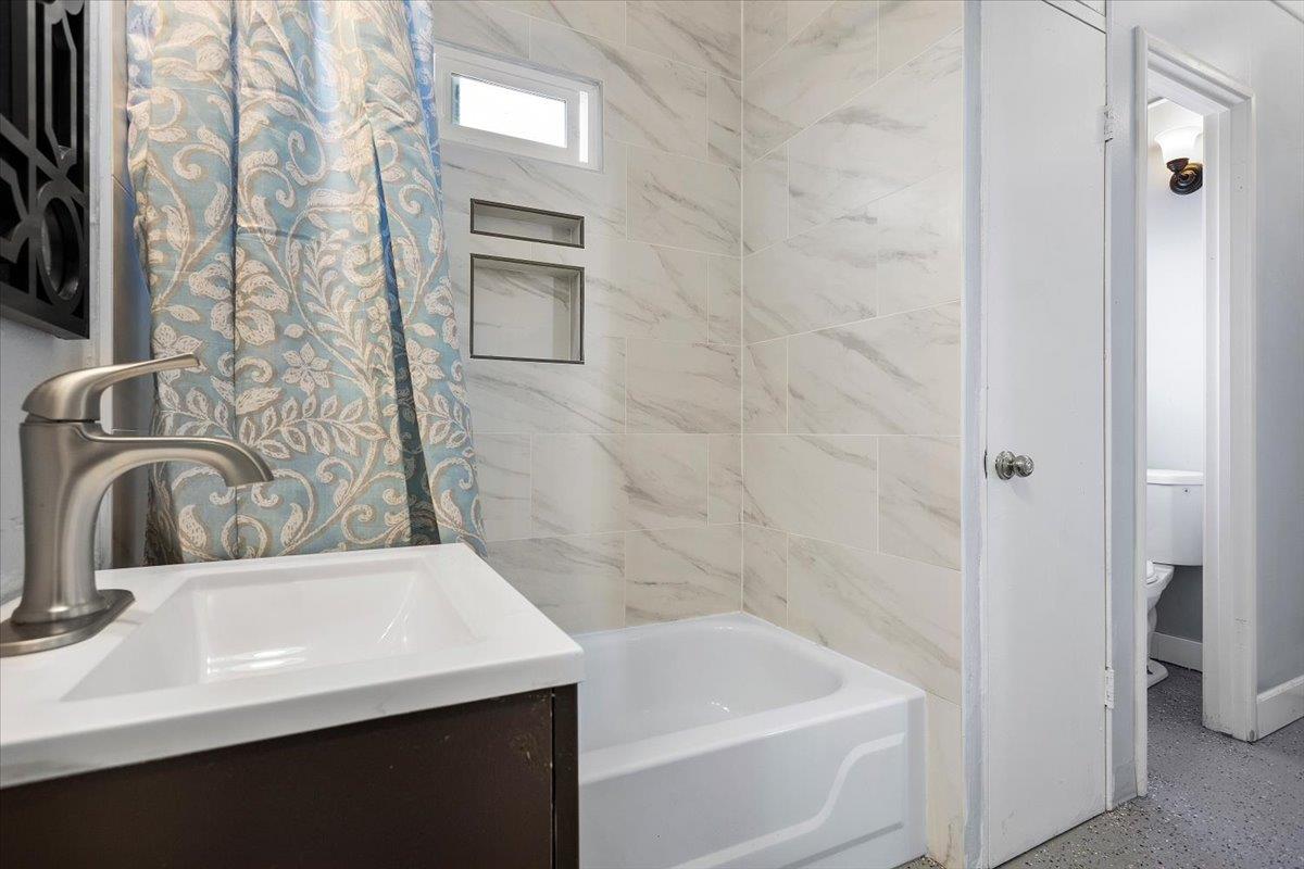Detail Gallery Image 44 of 76 For 22325 Meekland Ave, Hayward,  CA 94541 - – Beds | – Baths