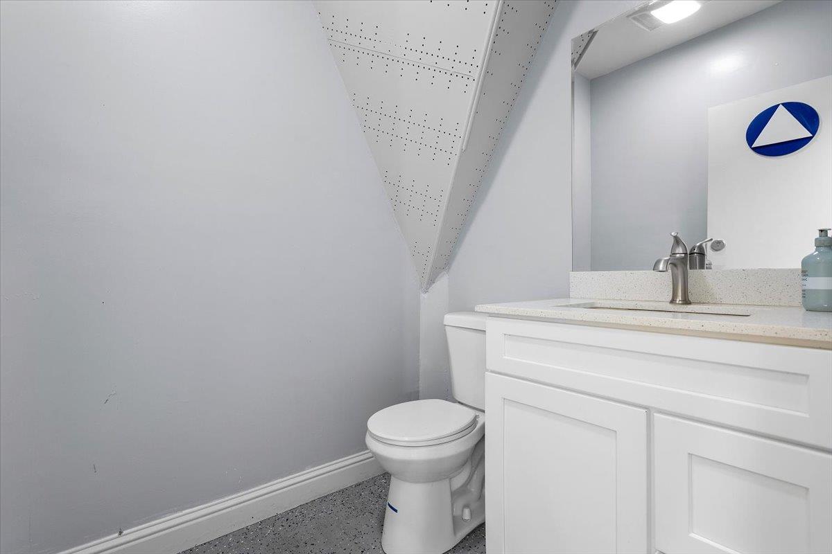 Detail Gallery Image 45 of 76 For 22325 Meekland Ave, Hayward,  CA 94541 - – Beds | – Baths
