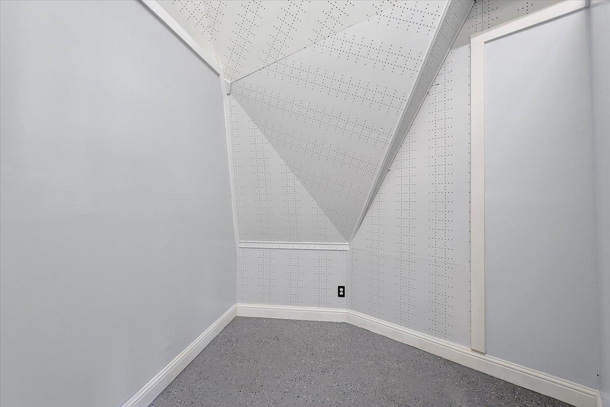 Detail Gallery Image 50 of 76 For 22325 Meekland Ave, Hayward,  CA 94541 - – Beds | – Baths