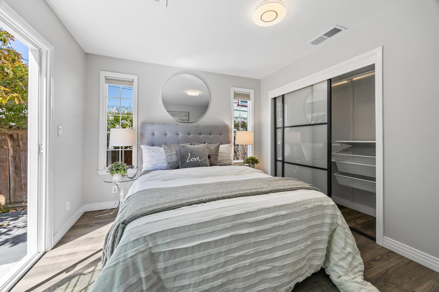 Detail Gallery Image 21 of 45 For 1096 Hawthorne Dr, San Mateo,  CA 94402 - 3 Beds | 2 Baths