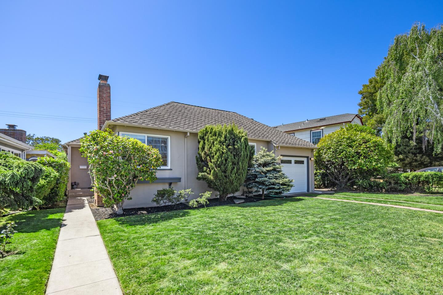 Detail Gallery Image 3 of 45 For 1096 Hawthorne Dr, San Mateo,  CA 94402 - 3 Beds | 2 Baths