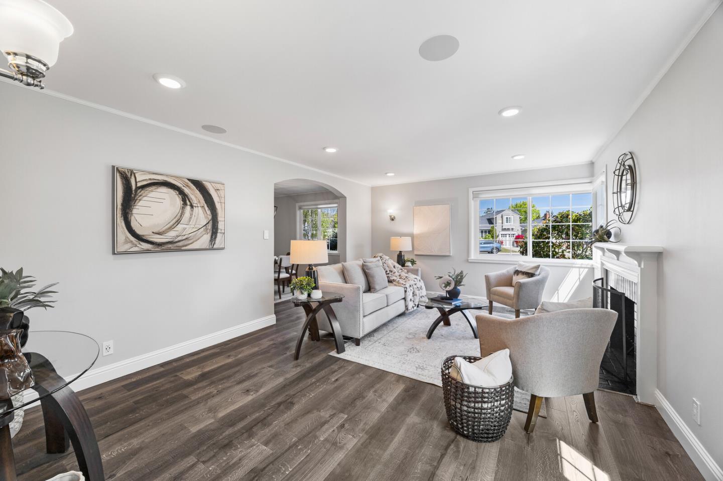 Detail Gallery Image 5 of 45 For 1096 Hawthorne Dr, San Mateo,  CA 94402 - 3 Beds | 2 Baths