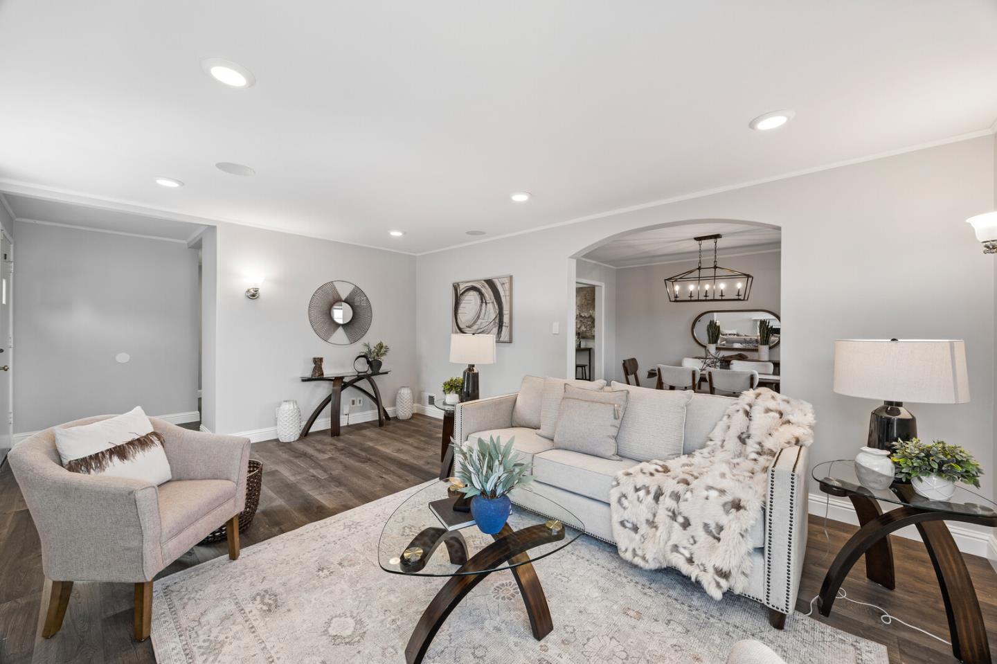 Detail Gallery Image 7 of 45 For 1096 Hawthorne Dr, San Mateo,  CA 94402 - 3 Beds | 2 Baths