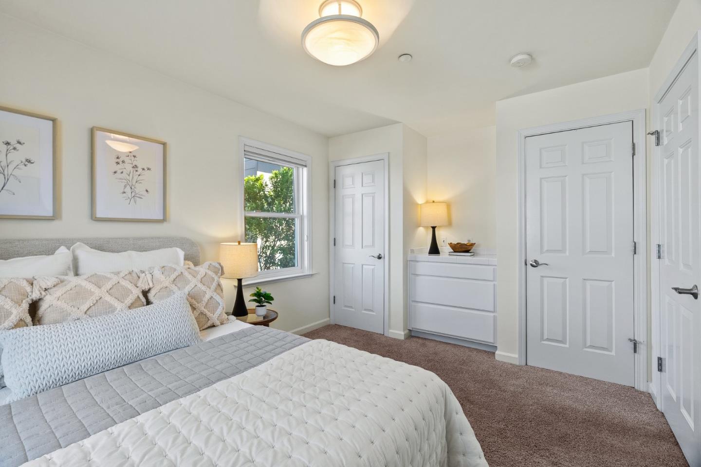 Detail Gallery Image 16 of 31 For 1031 Balboa Ave, Pacific Grove,  CA 93950 - 2 Beds | 2 Baths