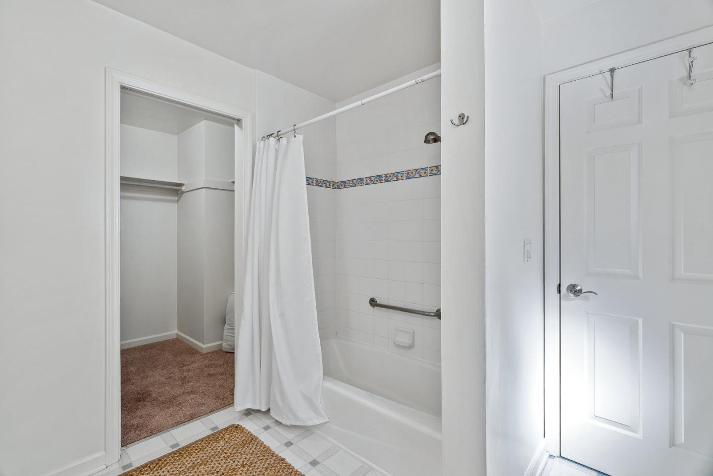 Detail Gallery Image 20 of 31 For 1031 Balboa Ave, Pacific Grove,  CA 93950 - 2 Beds | 2 Baths