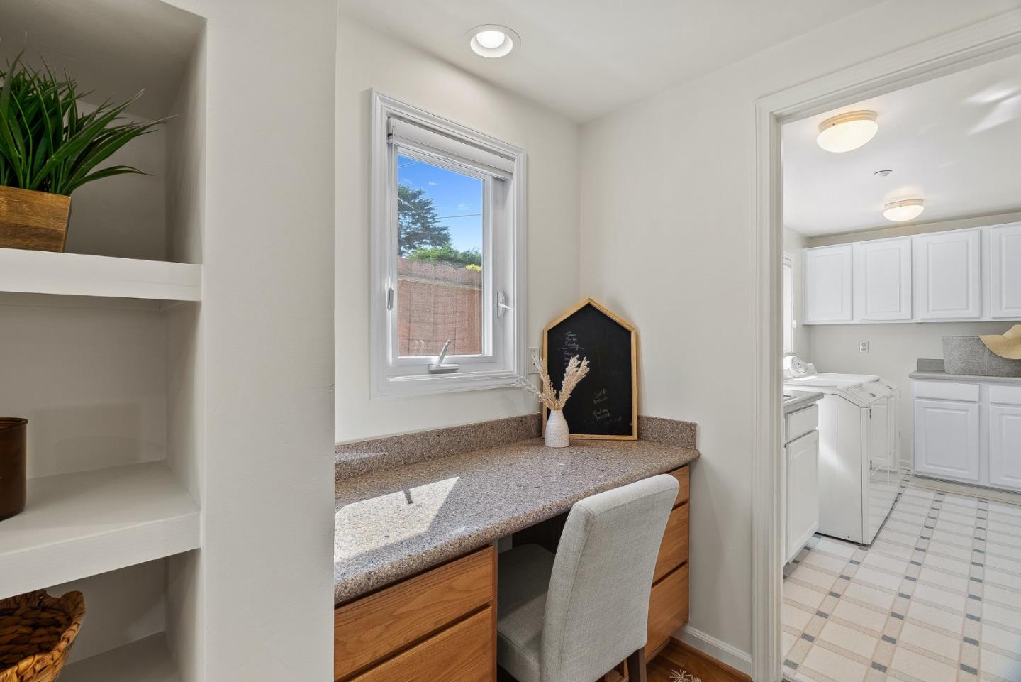 Detail Gallery Image 22 of 31 For 1031 Balboa Ave, Pacific Grove,  CA 93950 - 2 Beds | 2 Baths