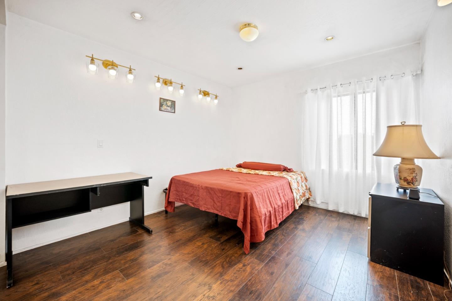 Detail Gallery Image 21 of 43 For 441 W Macarthur Blvd, Oakland,  CA 94609 - – Beds | – Baths