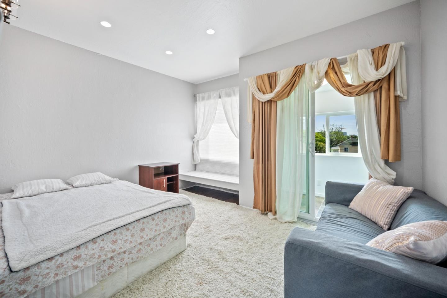 Detail Gallery Image 38 of 43 For 441 W Macarthur Blvd, Oakland,  CA 94609 - – Beds | – Baths