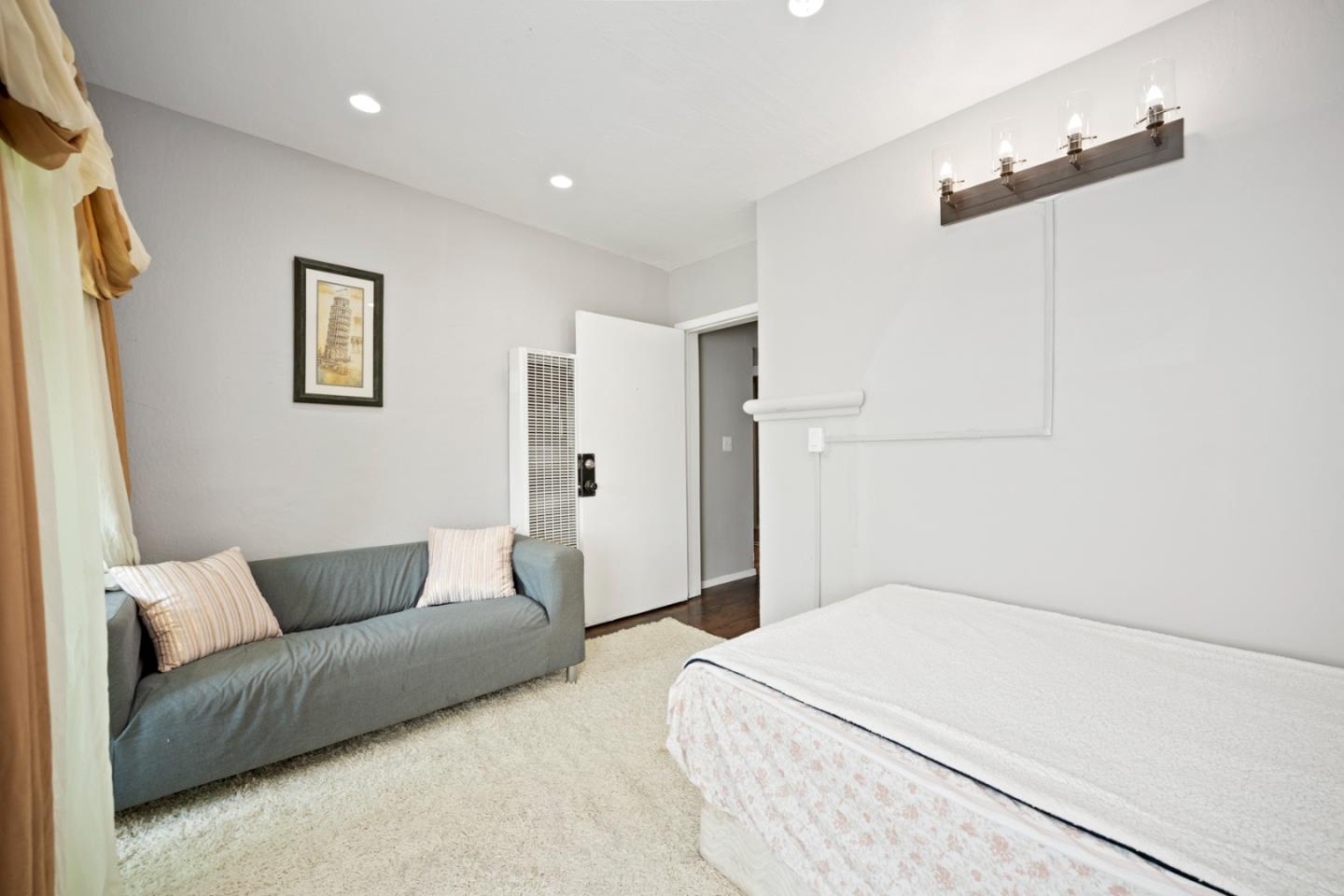 Detail Gallery Image 39 of 43 For 441 W Macarthur Blvd, Oakland,  CA 94609 - – Beds | – Baths