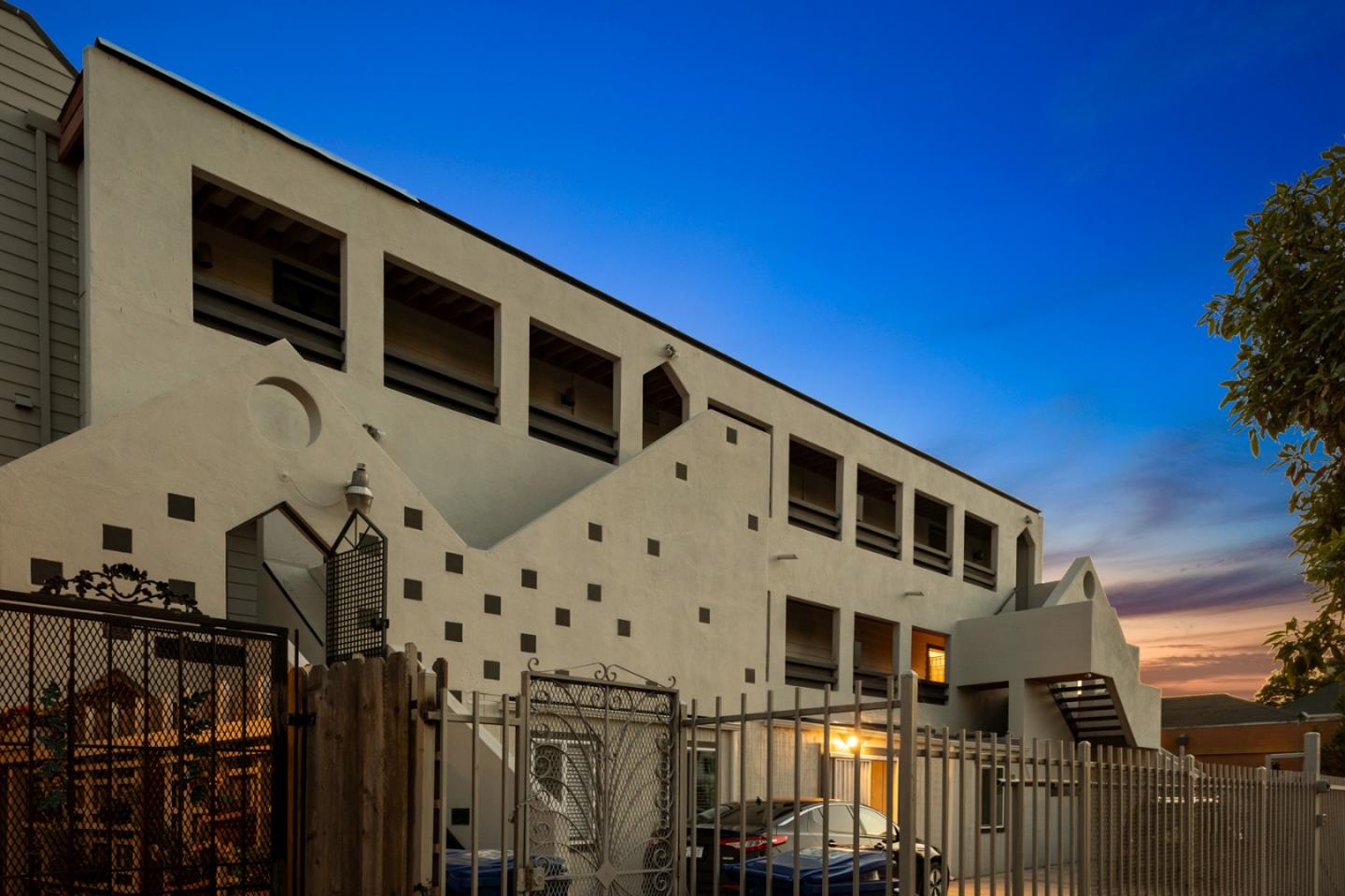 Detail Gallery Image 6 of 43 For 441 W Macarthur Blvd, Oakland,  CA 94609 - – Beds | – Baths