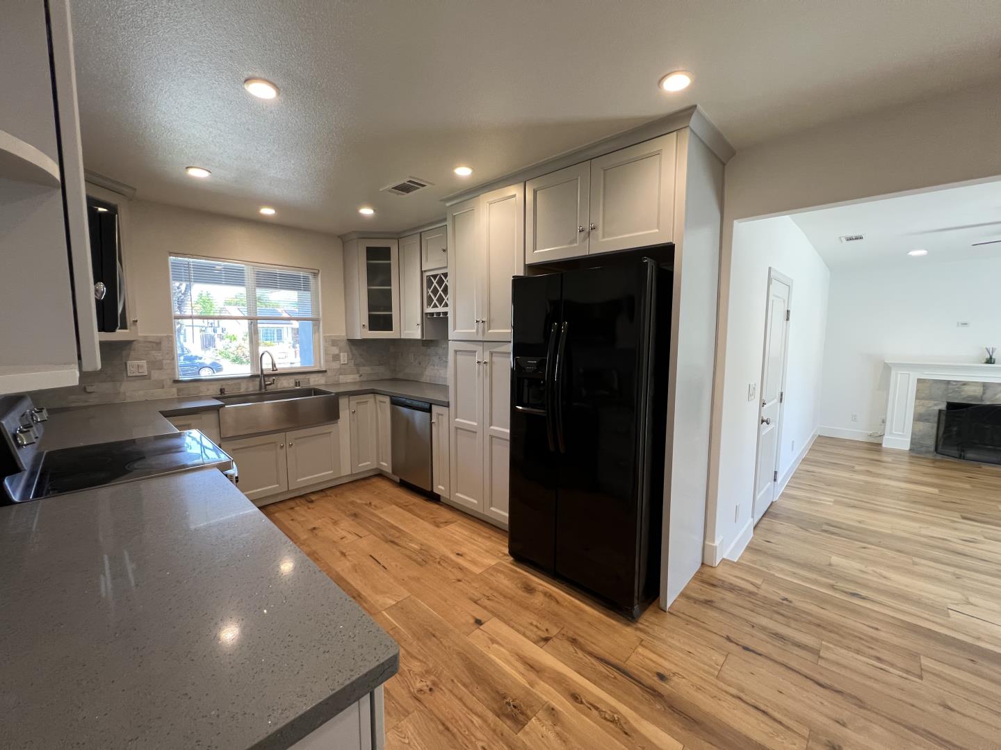 Detail Gallery Image 10 of 27 For 1543 Higate Dr, San Jose,  CA 95122 - 4 Beds | 2 Baths