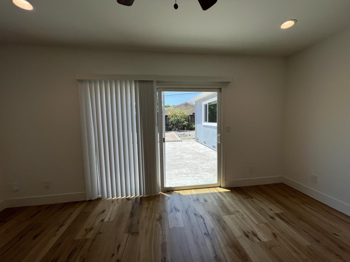 Detail Gallery Image 13 of 27 For 1543 Higate Dr, San Jose,  CA 95122 - 4 Beds | 2 Baths