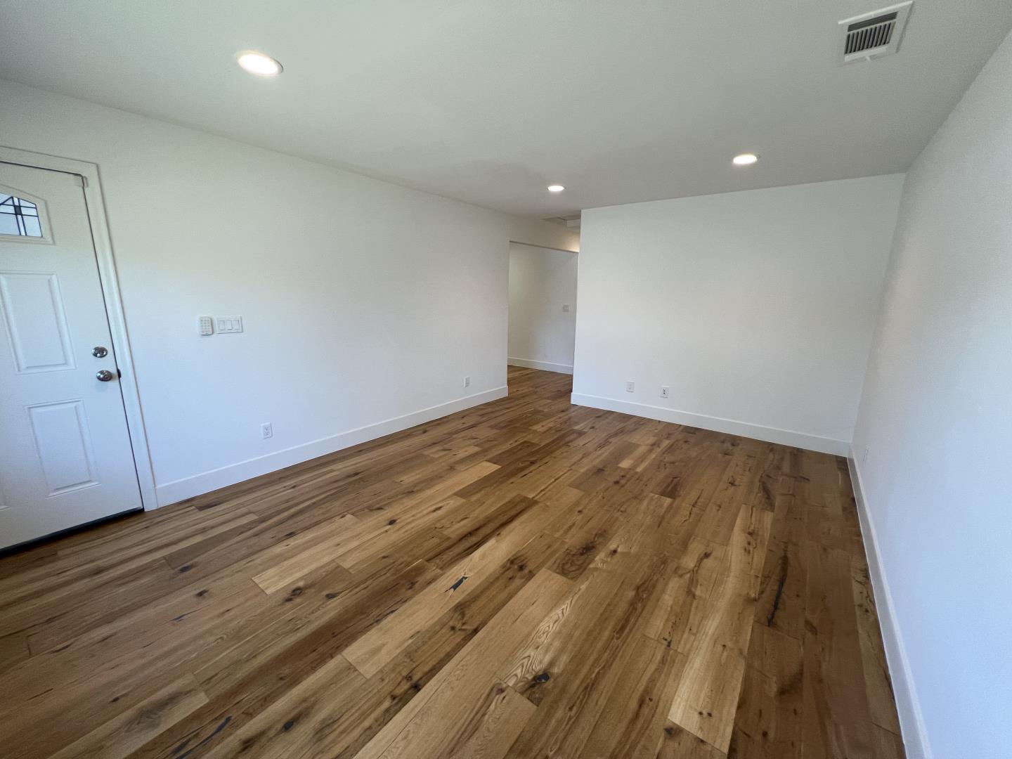Detail Gallery Image 4 of 27 For 1543 Higate Dr, San Jose,  CA 95122 - 4 Beds | 2 Baths