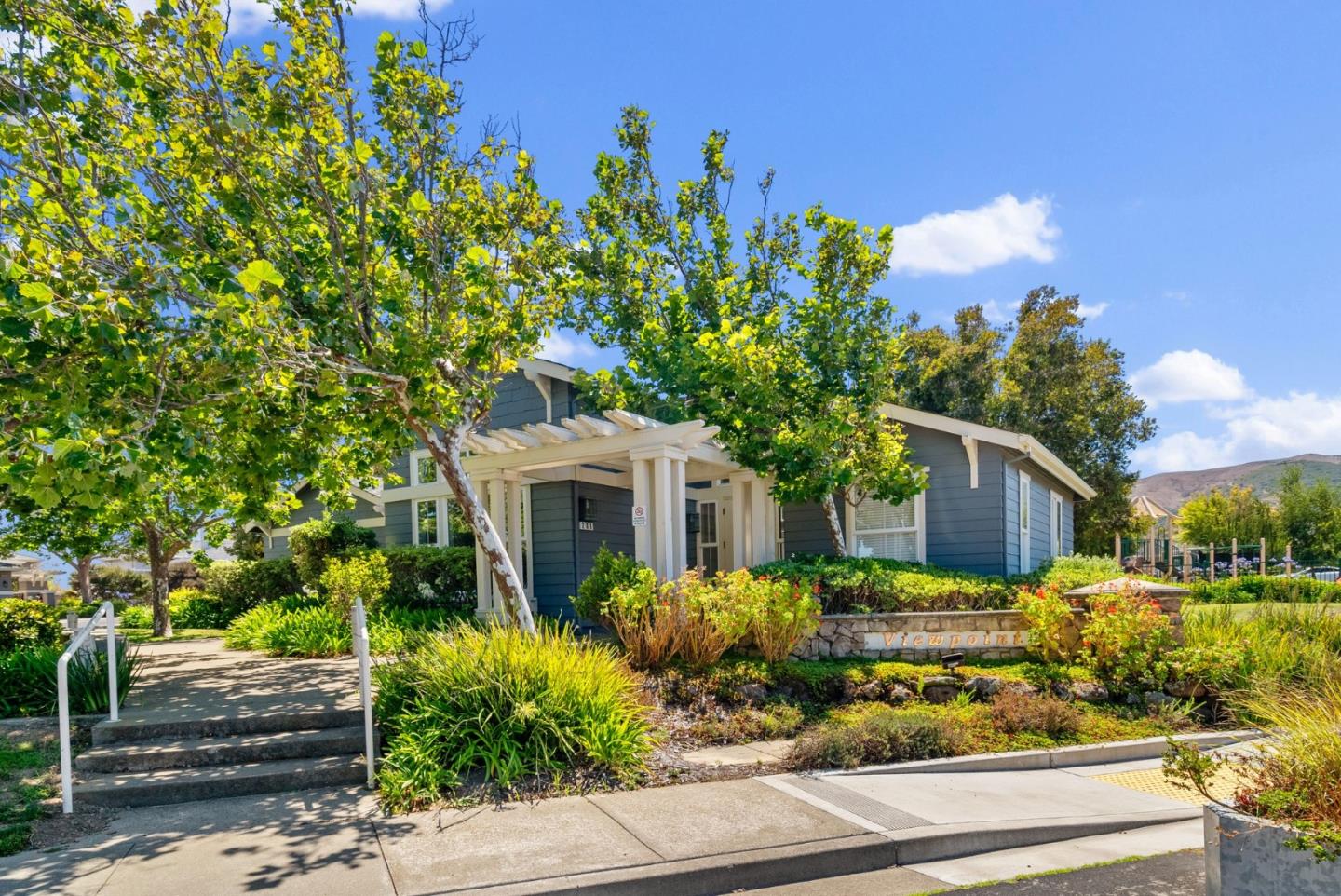 Detail Gallery Image 47 of 52 For 165 Golden Eagle Ln, Brisbane,  CA 94005 - 4 Beds | 2/1 Baths