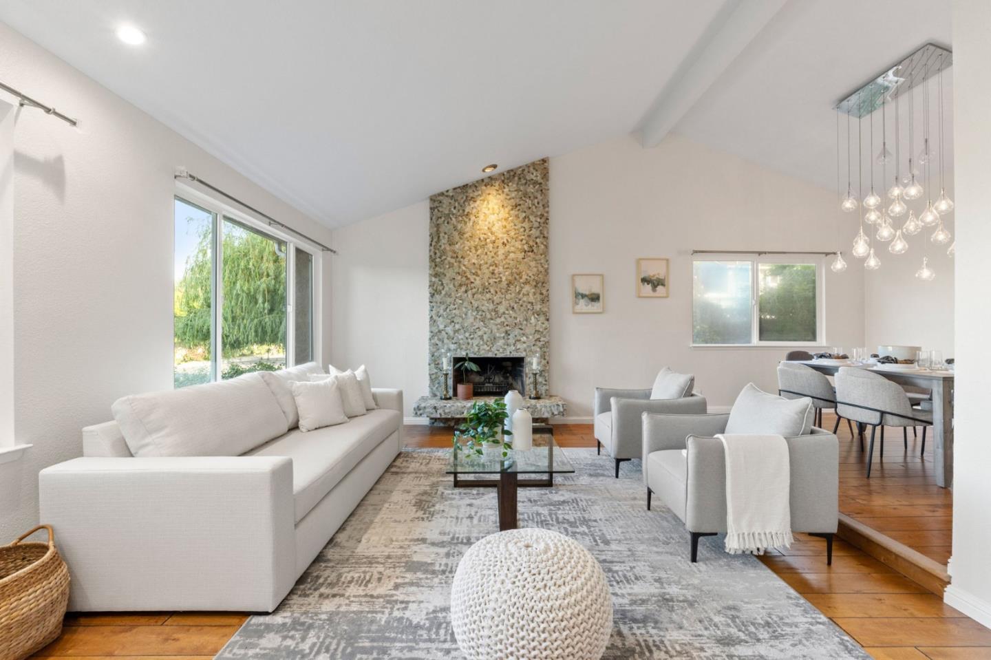 Detail Gallery Image 12 of 64 For 6543 Skyfarm Dr, San Jose,  CA 95120 - 5 Beds | 3 Baths