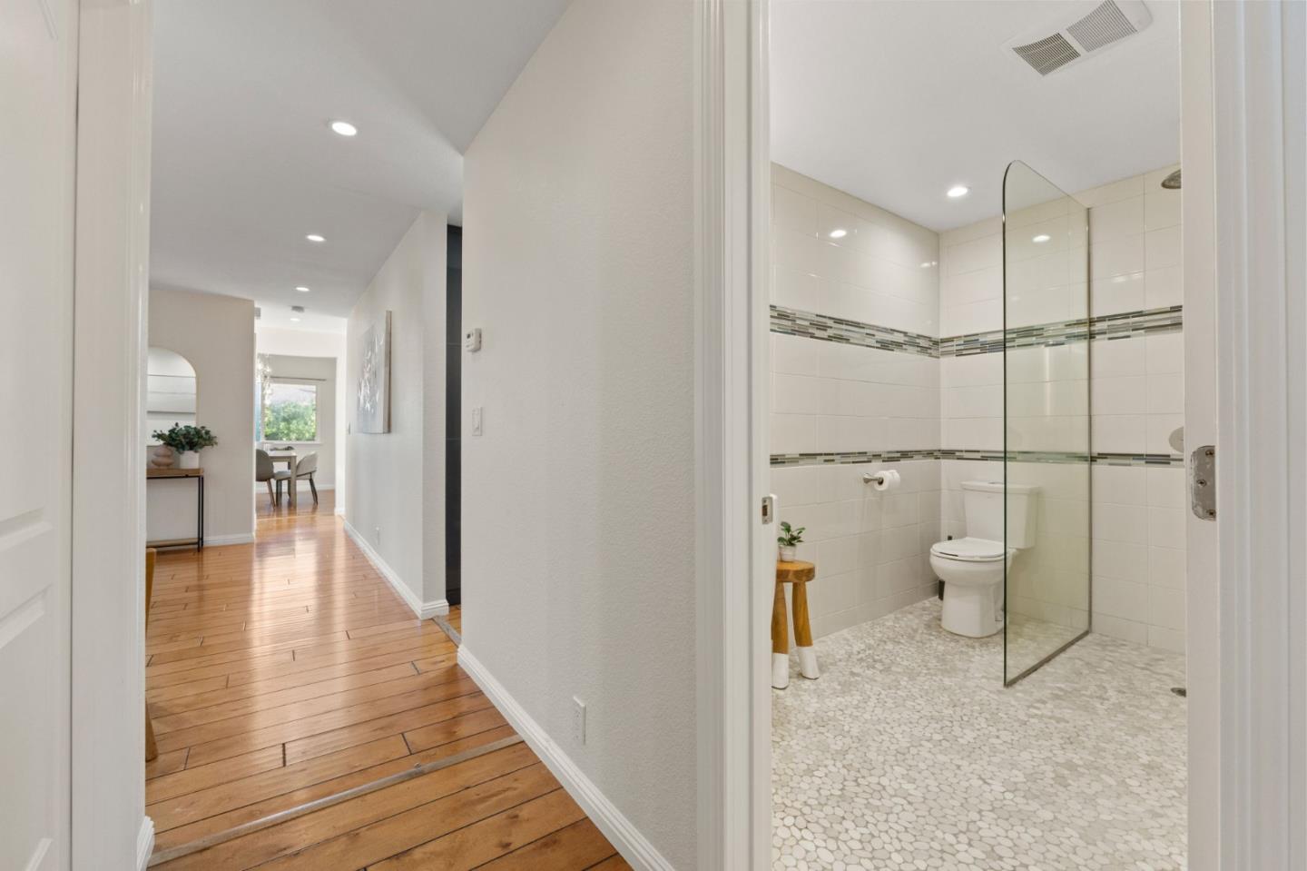 Detail Gallery Image 33 of 64 For 6543 Skyfarm Dr, San Jose,  CA 95120 - 5 Beds | 3 Baths