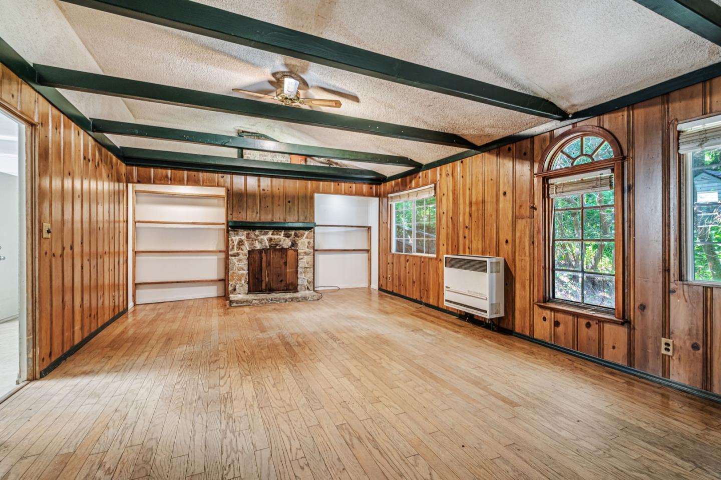 Detail Gallery Image 3 of 30 For 550 Scenic Way, Ben Lomond,  CA 95005 - 1 Beds | 1 Baths