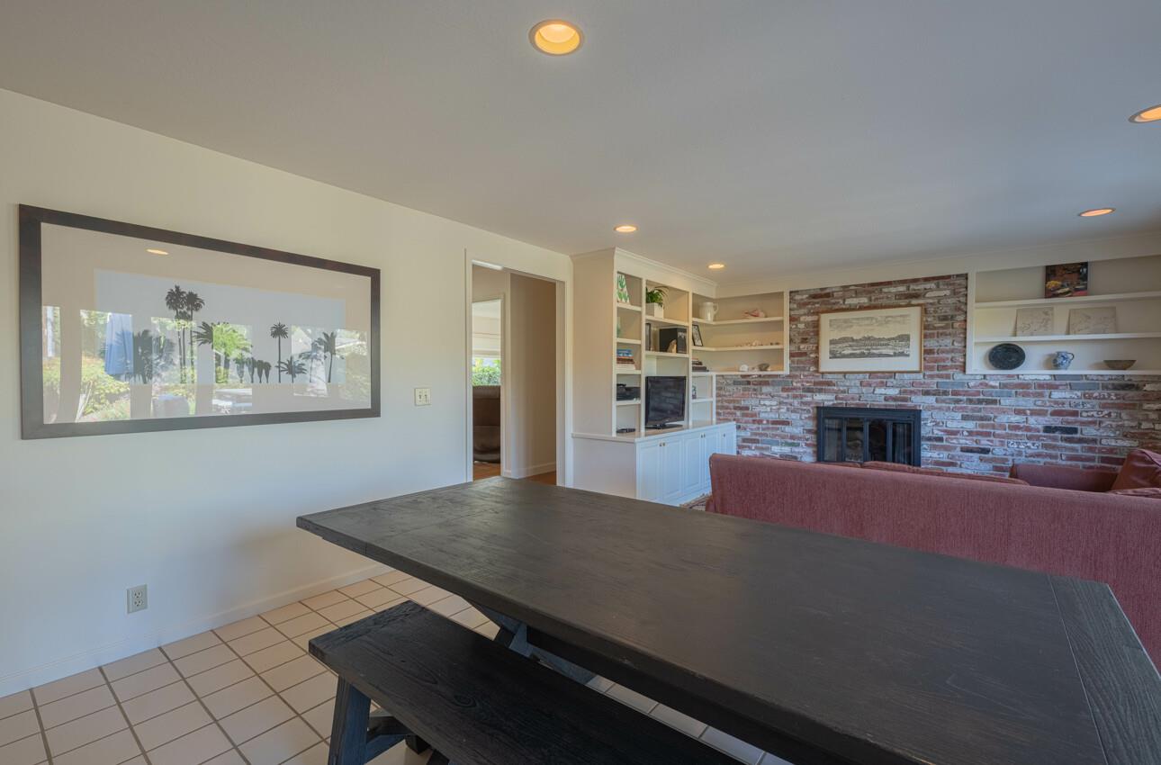 Detail Gallery Image 15 of 40 For 20260 Portola Dr, Salinas,  CA 93908 - 3 Beds | 2 Baths