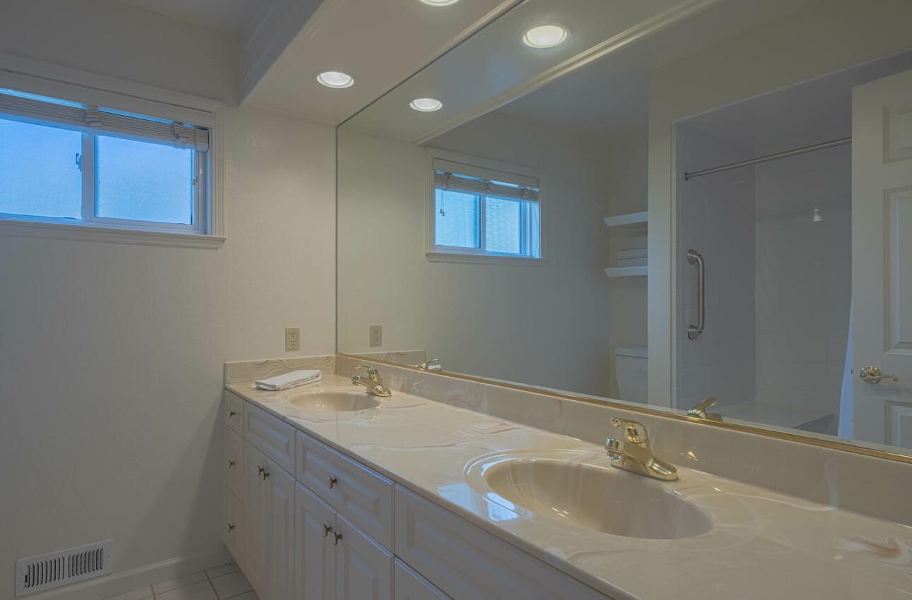 Detail Gallery Image 27 of 40 For 20260 Portola Dr, Salinas,  CA 93908 - 3 Beds | 2 Baths