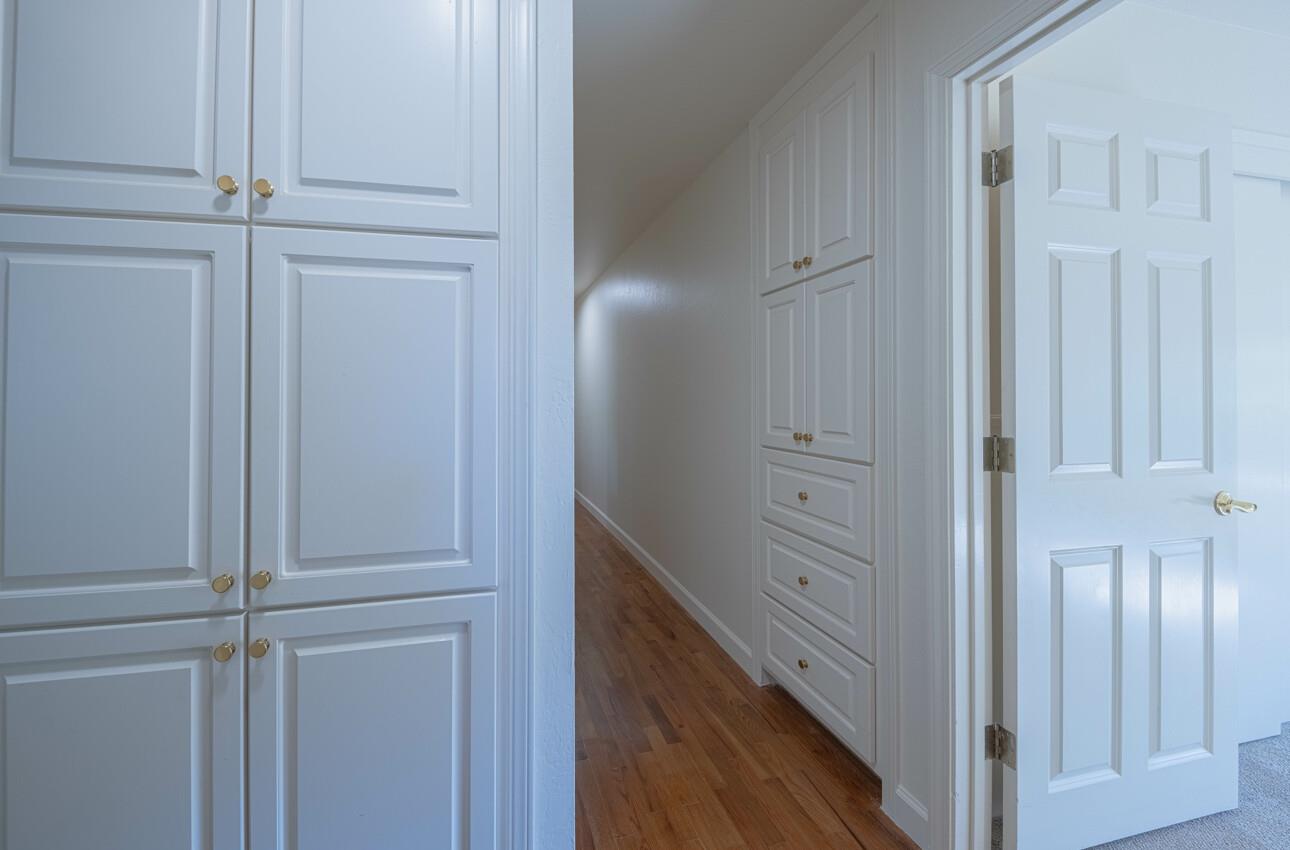 Detail Gallery Image 29 of 40 For 20260 Portola Dr, Salinas,  CA 93908 - 3 Beds | 2 Baths