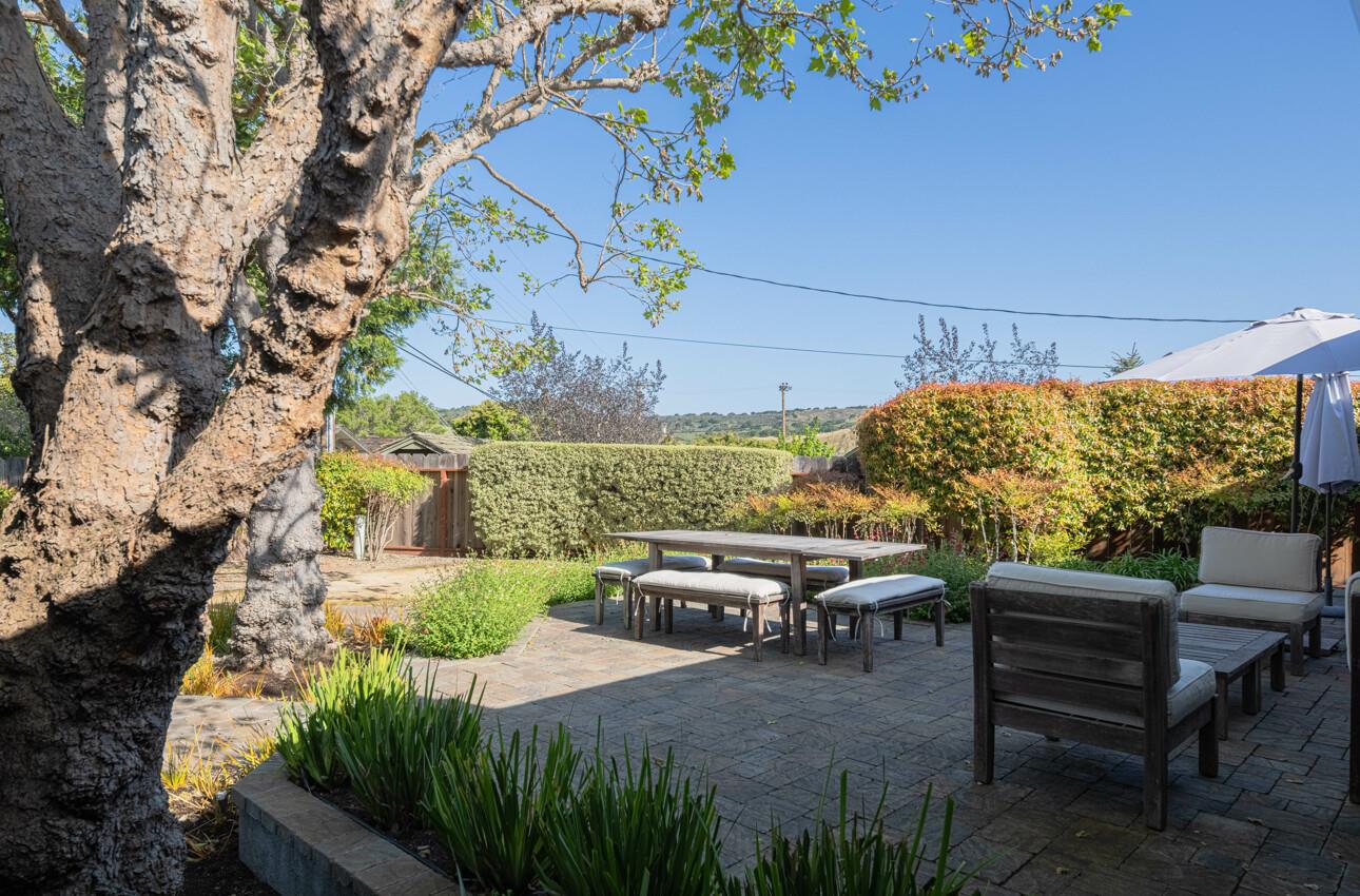 Detail Gallery Image 32 of 40 For 20260 Portola Dr, Salinas,  CA 93908 - 3 Beds | 2 Baths